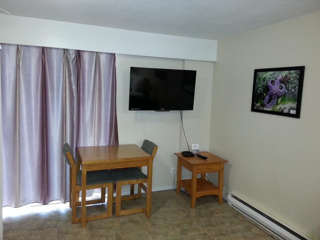 Edgewater Motel Campbell River Esterno foto