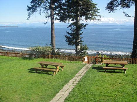 Edgewater Motel Campbell River Esterno foto