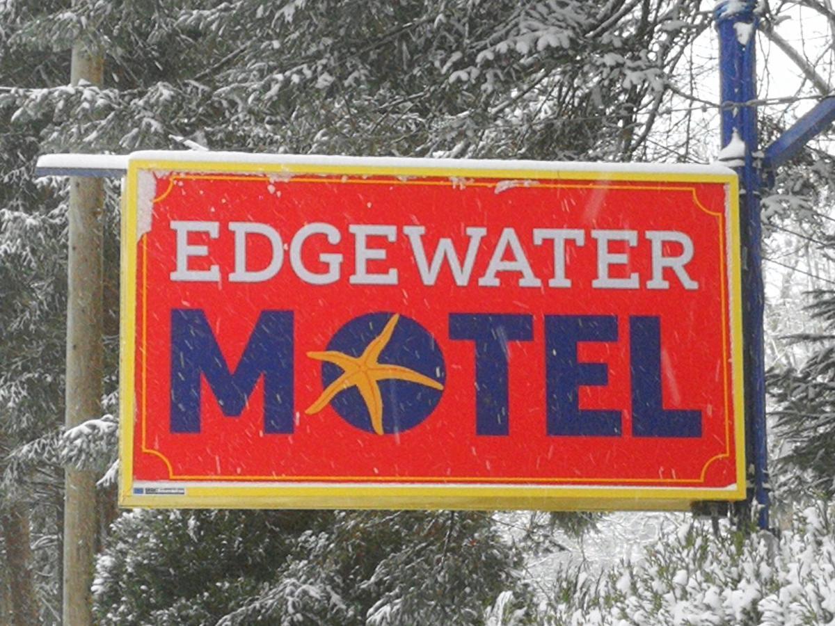 Edgewater Motel Campbell River Esterno foto