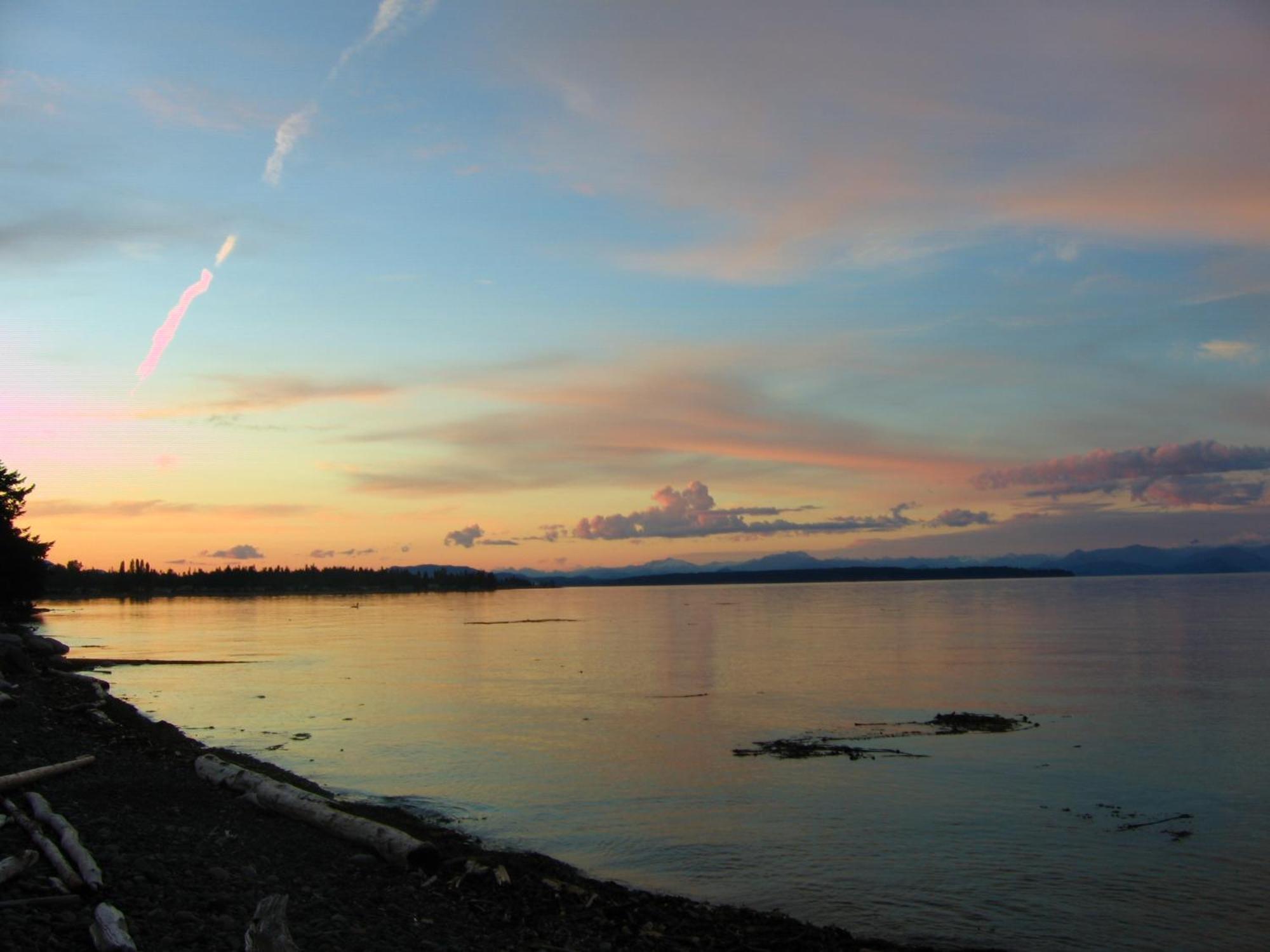 Edgewater Motel Campbell River Esterno foto